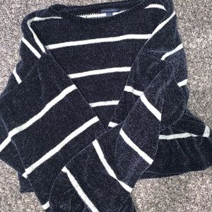AE Cropped sweater